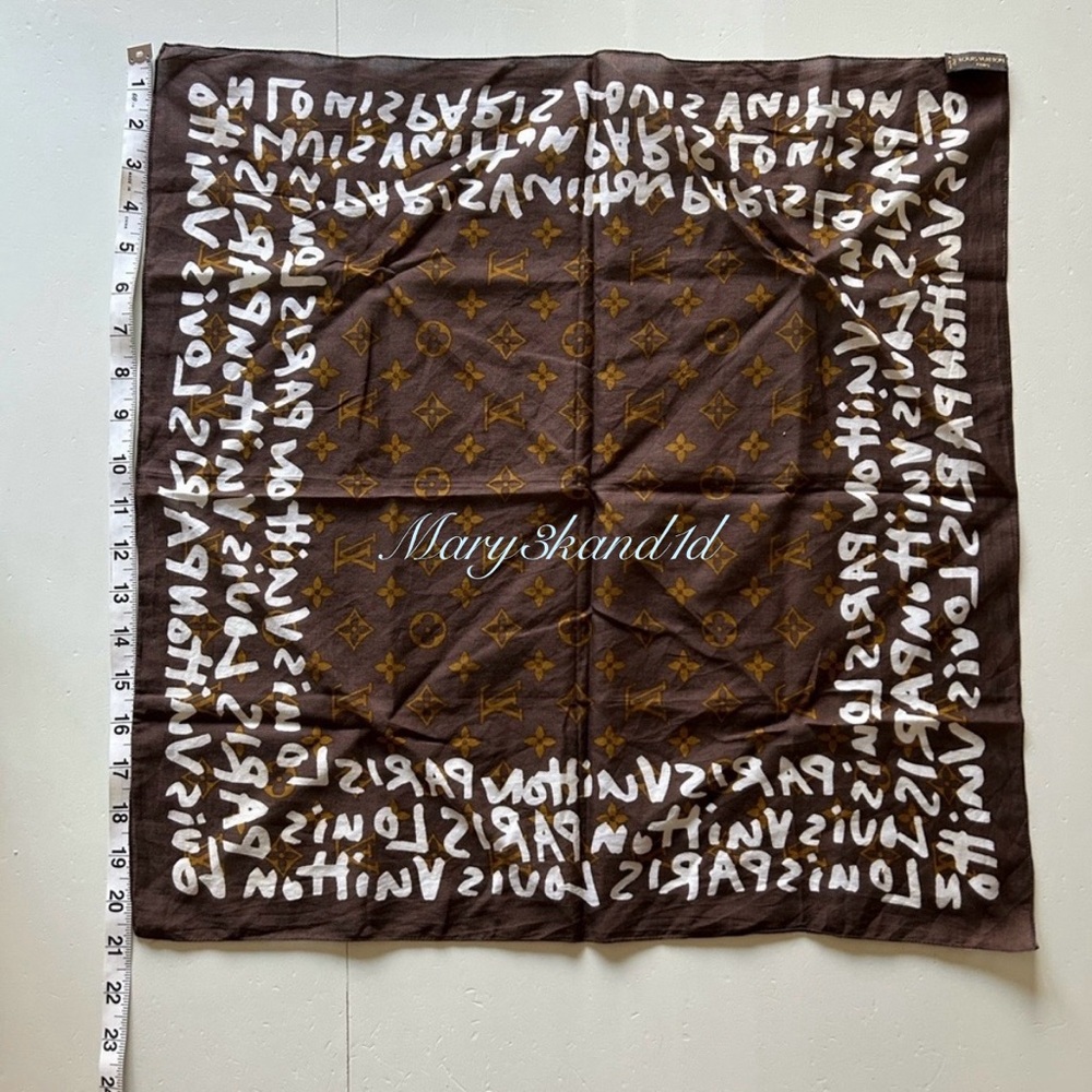 Louis Vuitton Stephen Sprouse Graffiti bandanna - RARE white graffiti writing - Picture 13 of 13